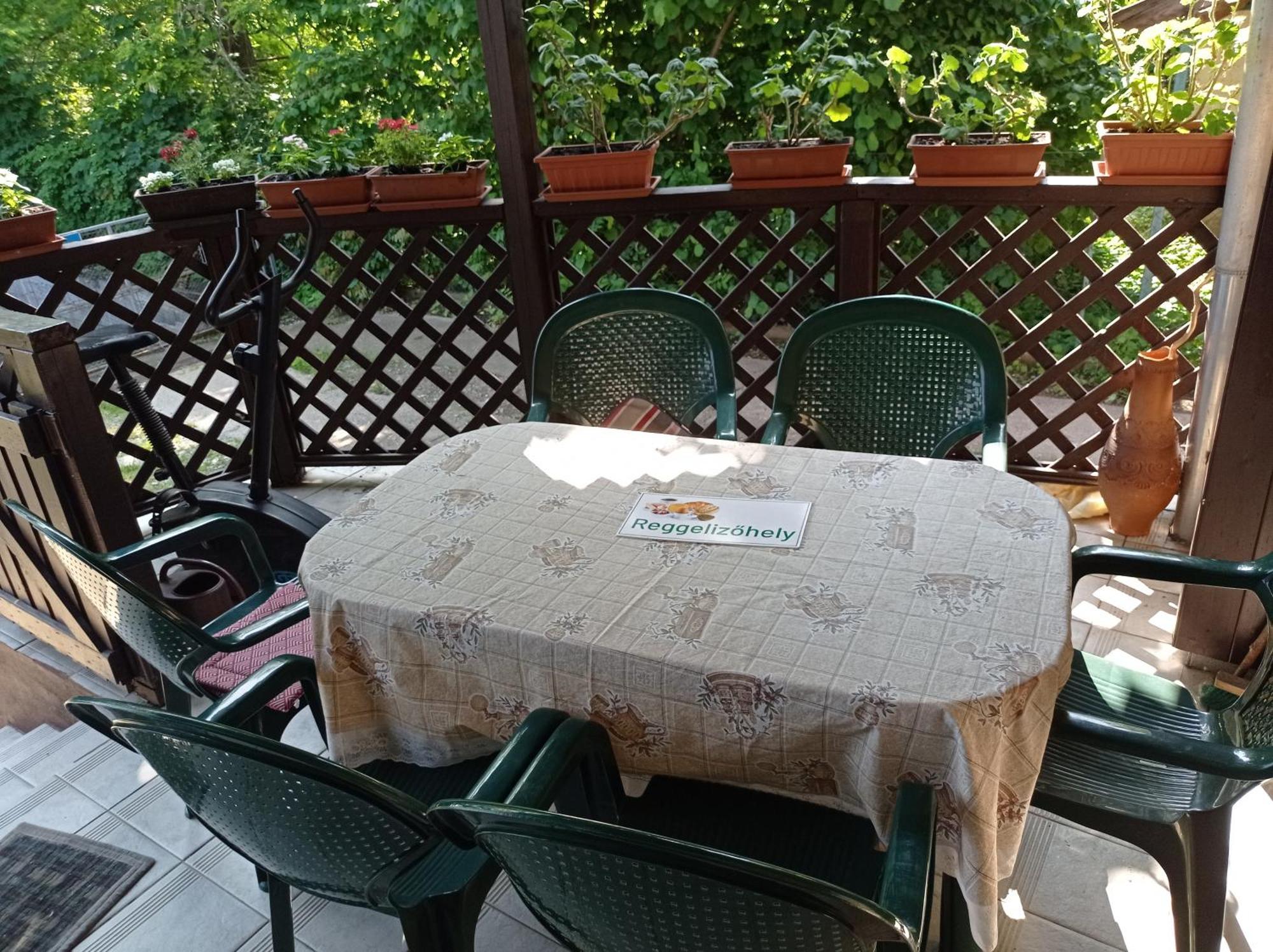 Partifecske Vendeghaz Hotel Tiszafüred Buitenkant foto