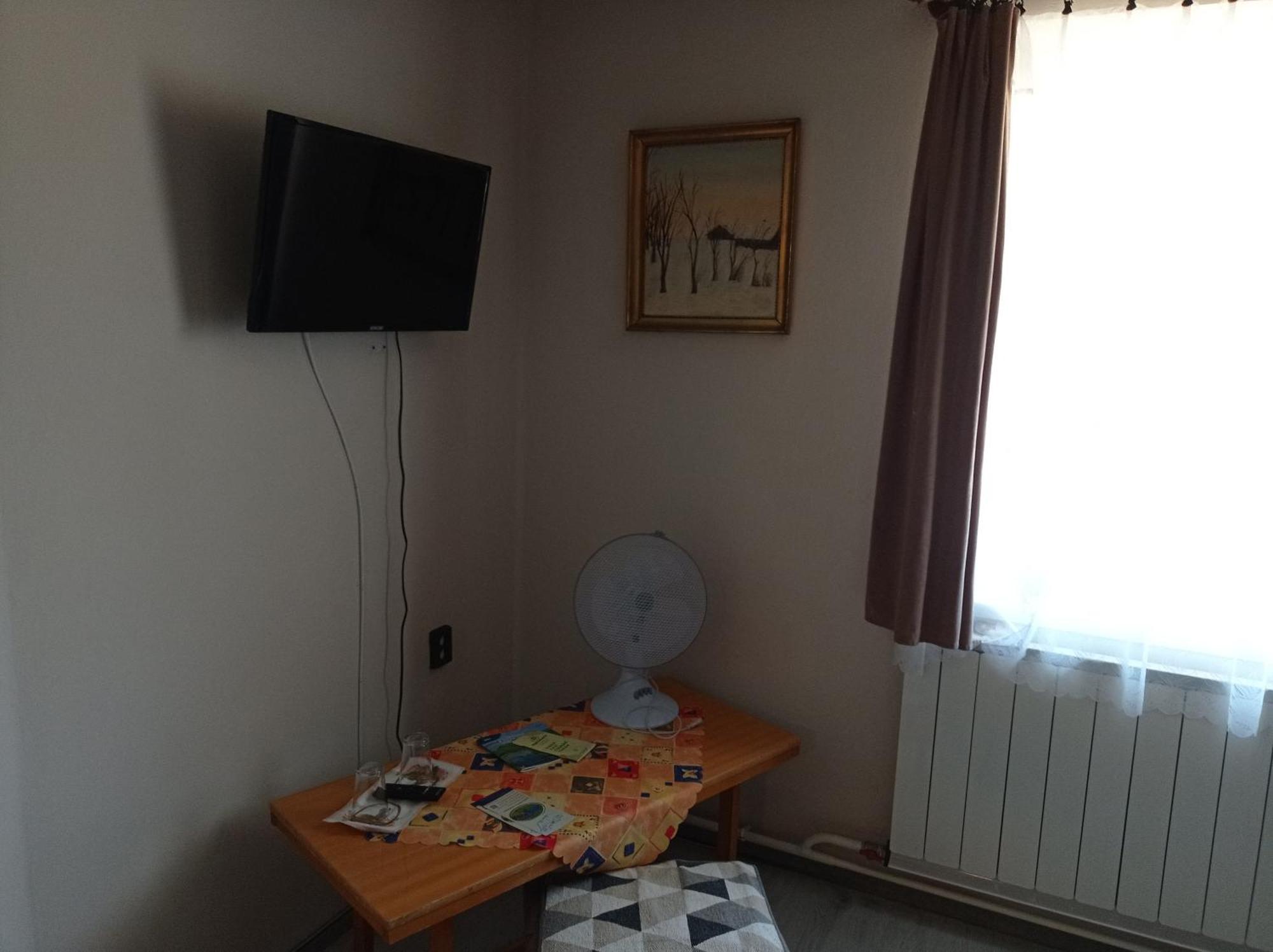Partifecske Vendeghaz Hotel Tiszafüred Buitenkant foto